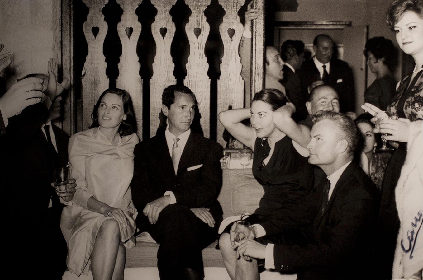 «Una foto poco conocida: Lucía Bosé, Luis Miguel Domínguin y Ava Gardner en una fiesta en el Madrid de los años sesenta»