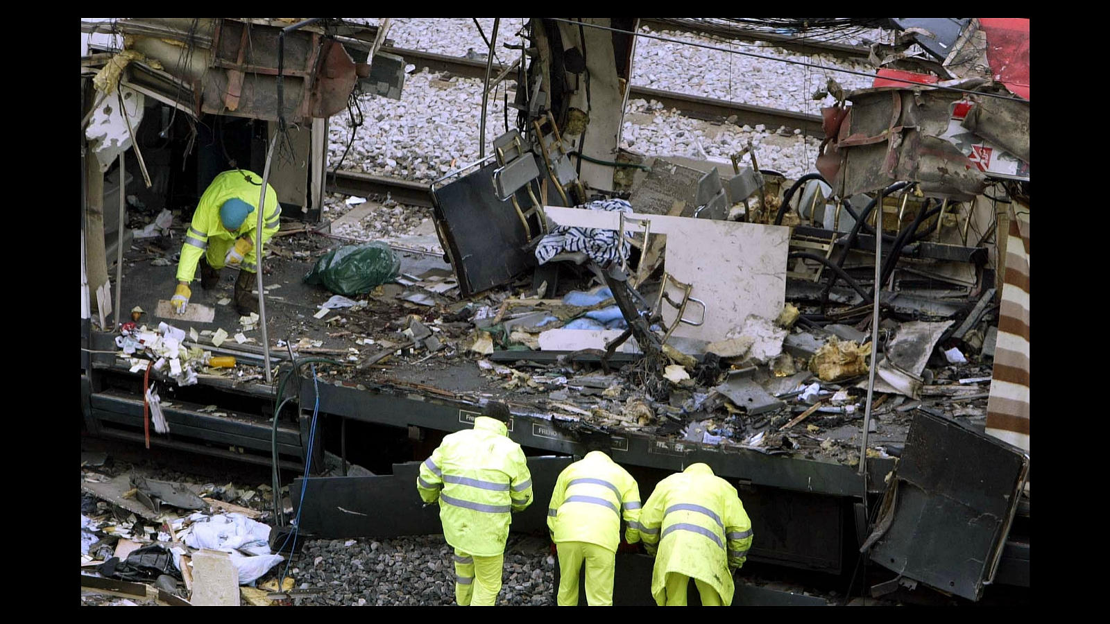 El 11 de marzo de 2004, 191 personas murieron y 2.000 resultaron heridas por la explosión de una decena de bombas en cuatro trenes en Madrid y sus suburbios. El atentado reivindicado en nombre de Al Qaida por una célula islamista radical es el más mortífero de Europa occidental después del que destruyó un avión en Lockerbie (Escocia) en 1988, en el que murieron 270 personas