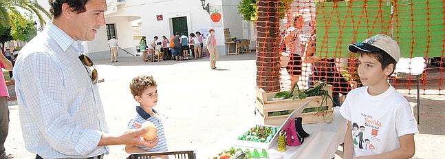 Más de 6.000 niños colaboran en el programa de huertos escolares en Cádiz 