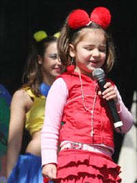 La nia del pompn, Mara Figueroa, actuar en junio en la Caseta Municipal