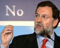 Rajoy acusa a Zapatero de actuar con indignidad y frivolidad en la lucha contra ETA