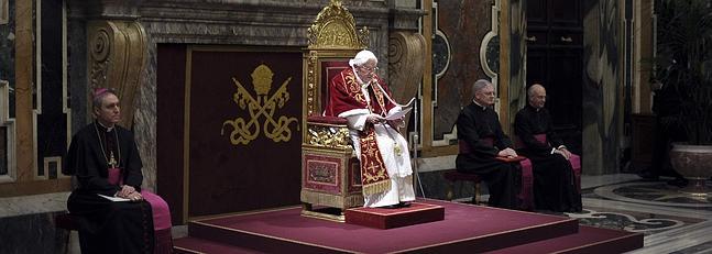 Benedicto XVI promete obediencia incondicional a su sucesor