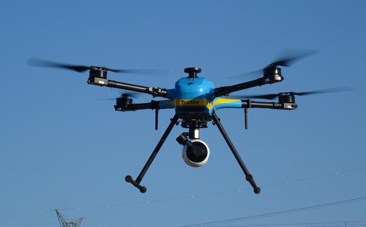 Uno de los drones de Tráfico.