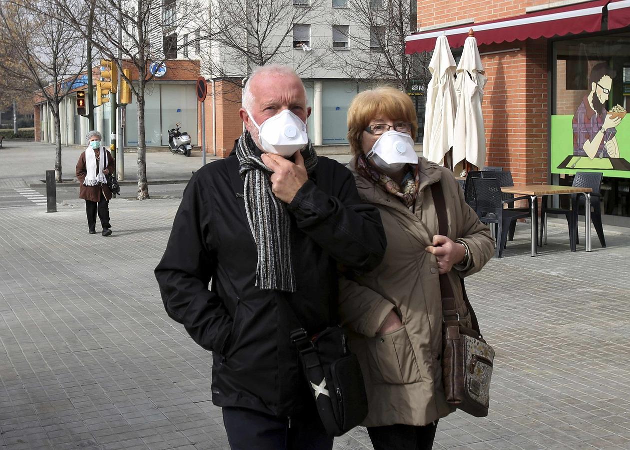 La población ha llevado máscaras de protección, para evitar los efectos de la nube química