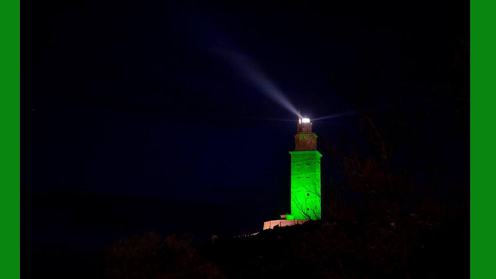 La iluminación de la Torre de Hércules de La Coruña