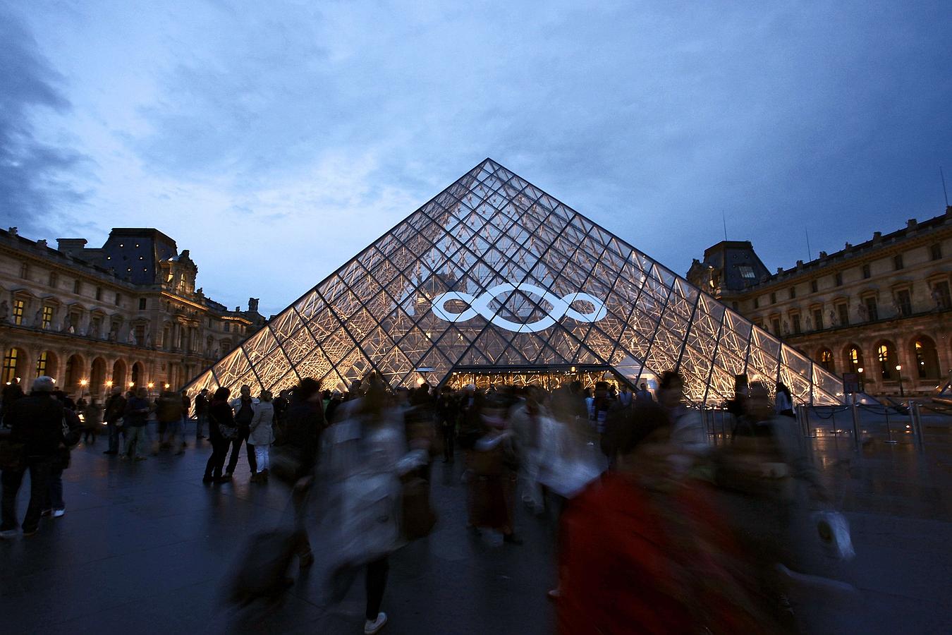 1- Museo del Louvre: 9.300.000 visitantes