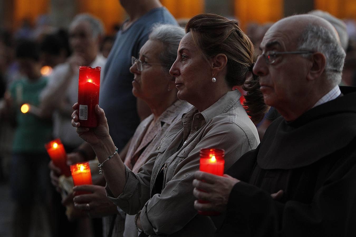 Muchos santiagueses se unieron a la vigilia de modo espontáneo