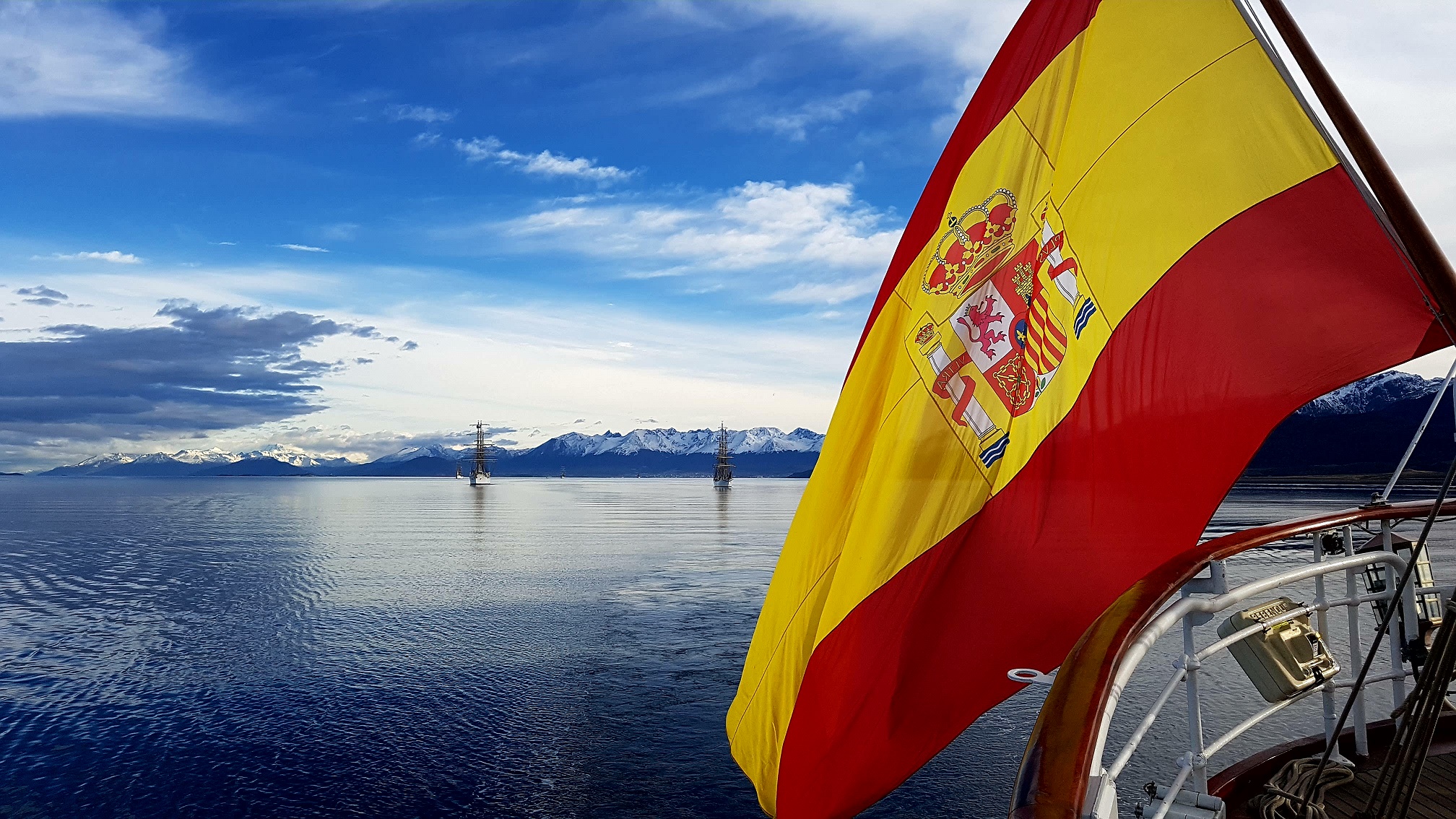 El Juan Sebastián de Elcano en el fin del mundo