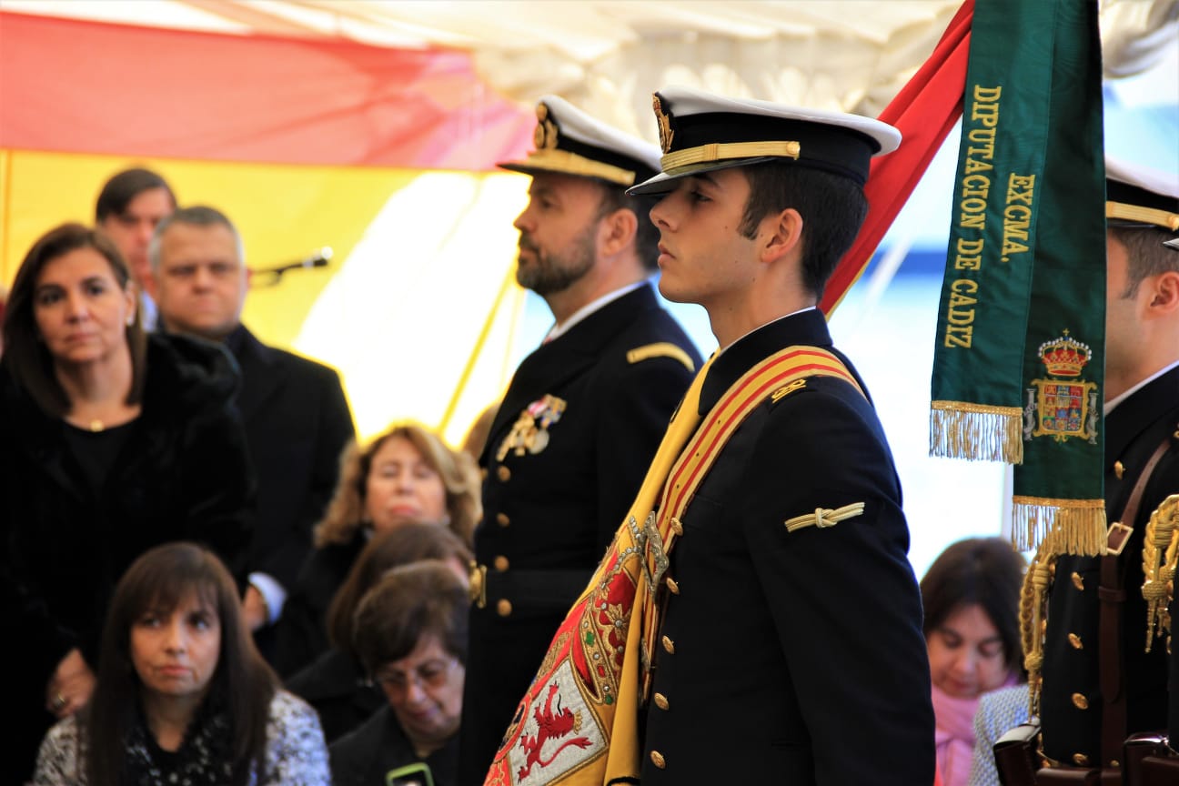 Más de 4.500 personas visitan el Juan Sebastián de Elcano en Valparaíso