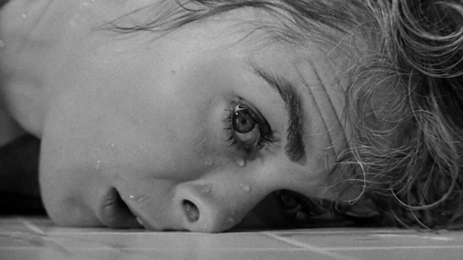 Janet Leight en su última escena en «Psicosis»